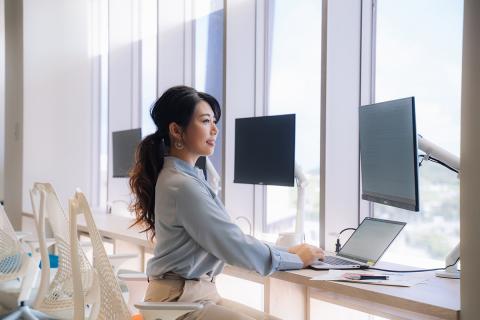 howliveイオンモール沖縄ライカム店 メイン画像