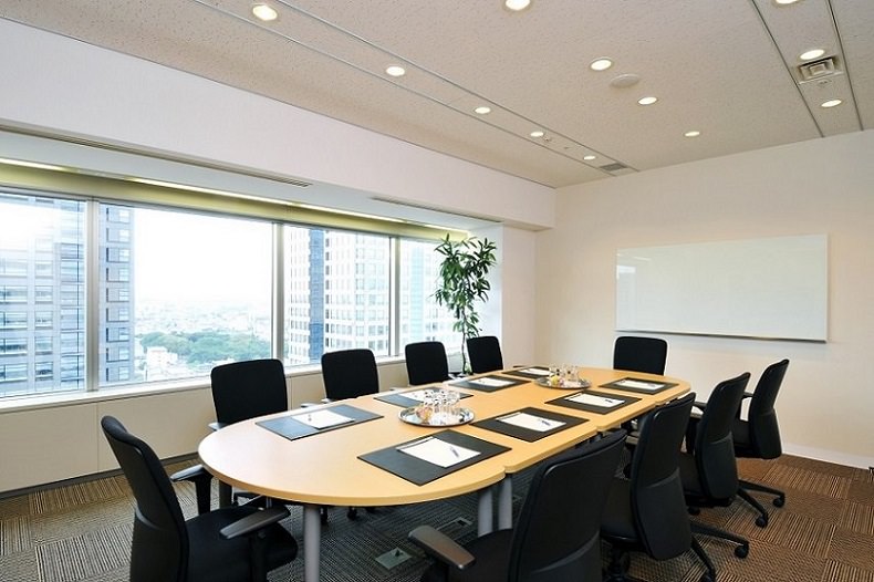 レンタルオフィス「リージャス横浜ランドマークタワー」の会議室
