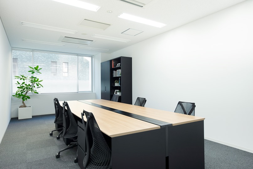レンタルオフィス「クロスオフィス渋谷」の個室