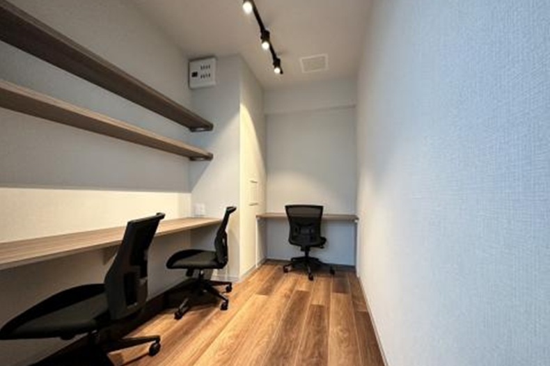 日本橋のレンタルオフィス「THE HUB 日本橋兜町」