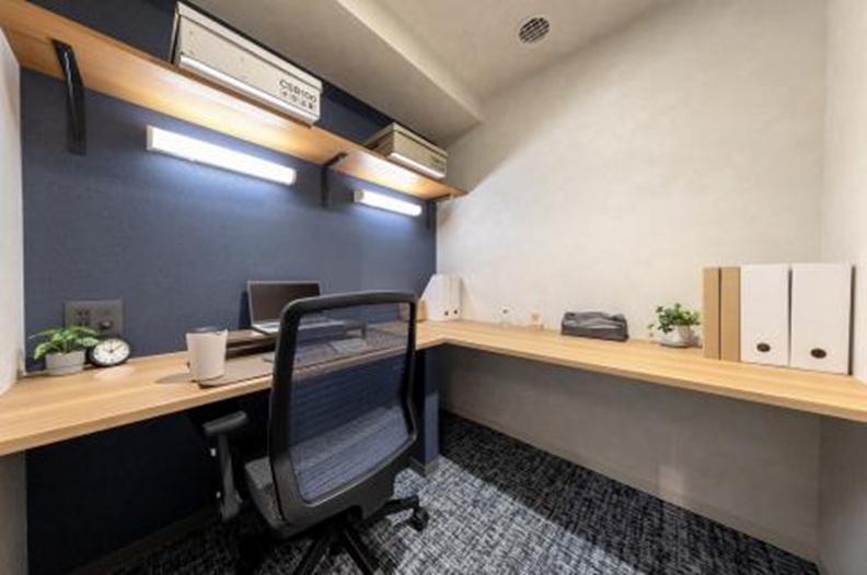 横浜のレンタルオフィス「BIZcomfort横浜鶴屋町」