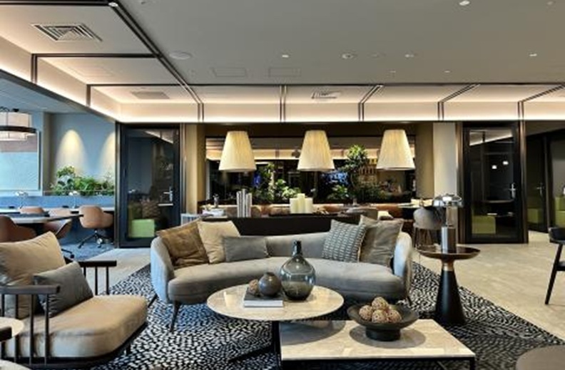 梅田のレンタルオフィス「ザ・コレクティブ グラングリーン大阪」