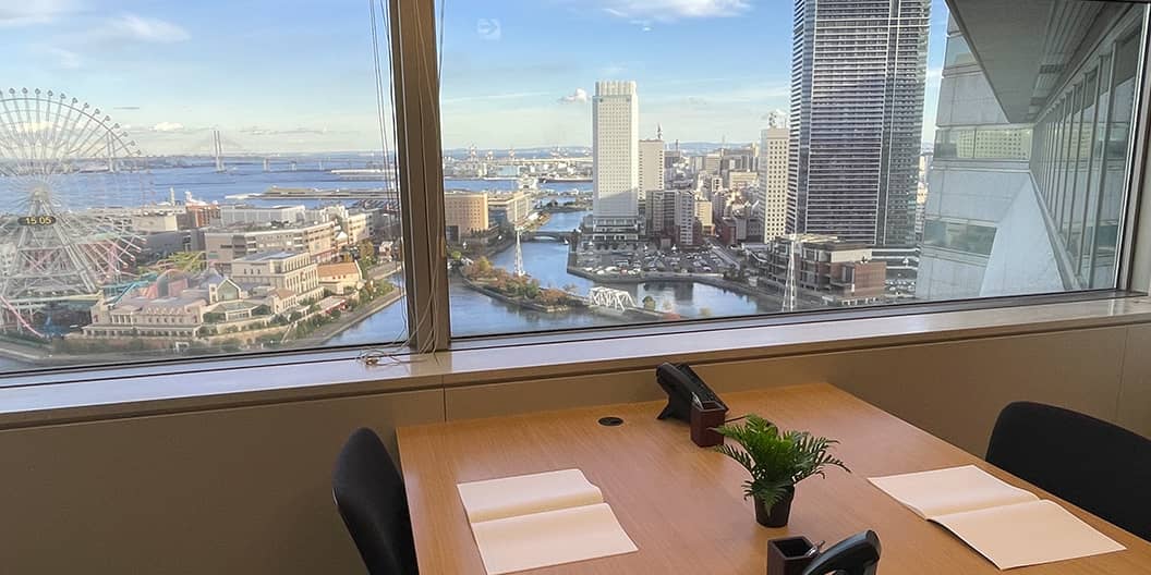 横浜のサテライトオフィス「リージャス横浜ランドマークタワー」