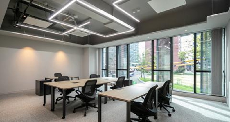 博多のレンタルオフィス「mb office」