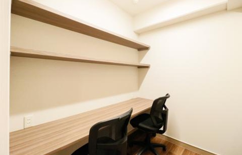 豊洲のレンタルオフィス「THE HUB 有楽町EAST」