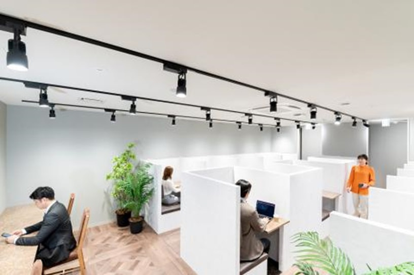 大阪のコワーキングスペース「THE HUB 心斎橋」